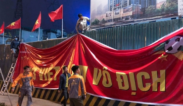 In băng rôn cổ vũ giá rẻ, chất lượng cao, in nhanh lấy liền