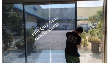 DÁN FILM CHỐNG NẮNG, FILM CÁCH NHIỆT, DECAL TẠI MỸ PHƯỚC BÌNH DƯƠNG